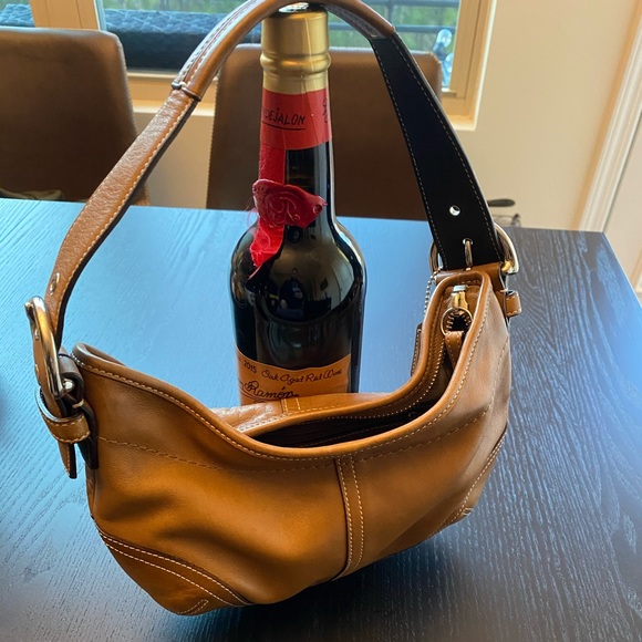 Coach Camel Mini - Picture 3 of 5